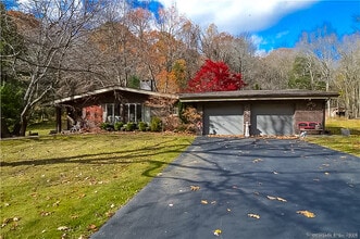 Building Photo - 185 Catering Rd