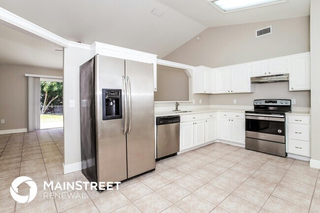 Building Photo - 2478 Pine Chase Cir