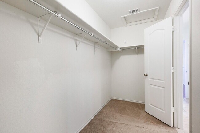 Building Photo - 2020 Kass Cove