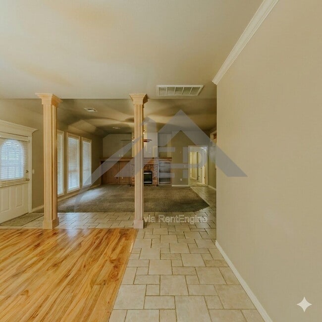 Building Photo - 14001 Arapaho Rd