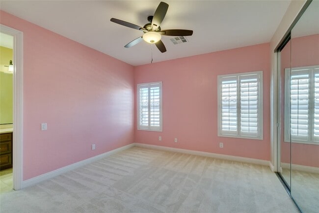 Building Photo - 2713 Cyrano St