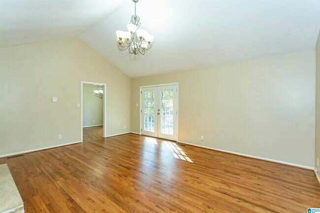 Building Photo - 1928 Indian Lake Dr