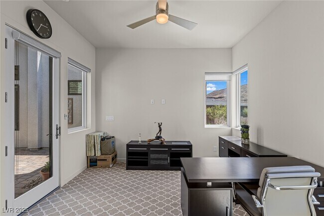 Building Photo - 5192 Rock Daisy Dr
