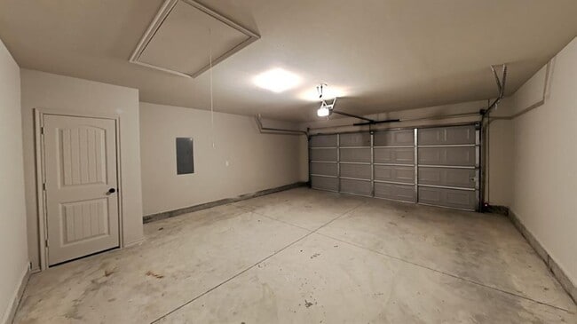 Building Photo - 10521 NW 41st St