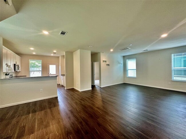 Building Photo - 19323 Tannach Dr