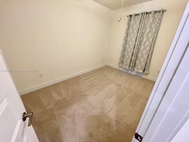 Building Photo - 8871 NW 103rd Pl