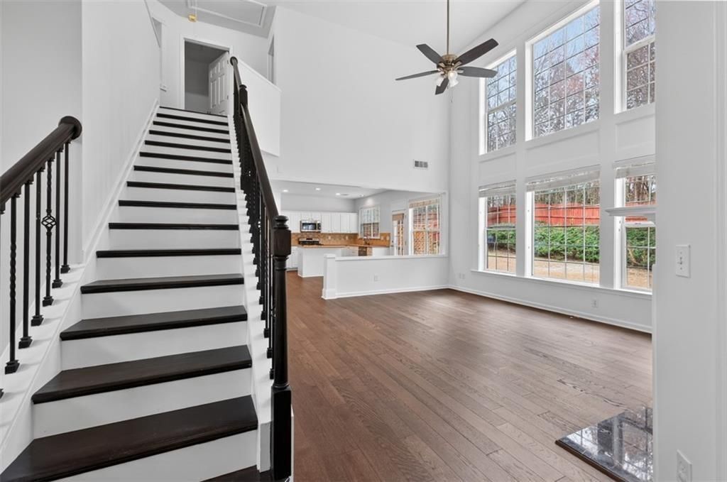 Building Photo - 5008 Bethpage Dr NE