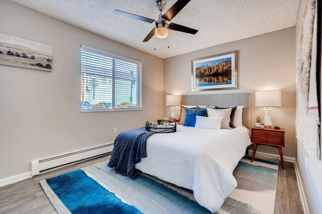 Building Photo - Rent with Mountain Vista!