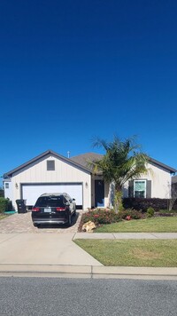 Building Photo - Beautiful, Spacious 3/2 Home in Arbor Green