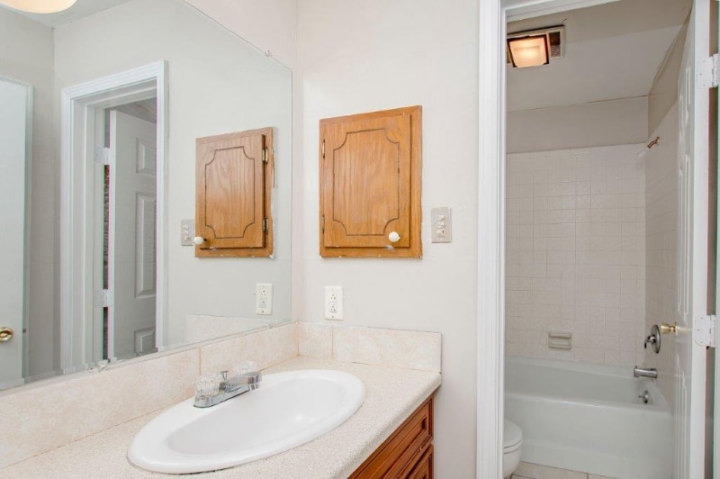 Building Photo - 13601 Goodwood Dr