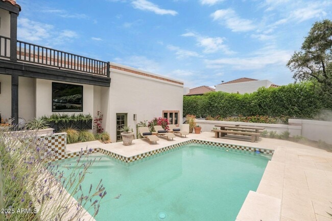 Building Photo - 4814 E Marston Dr