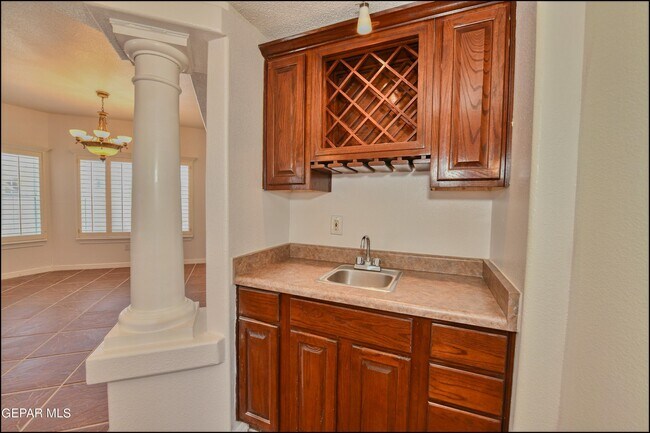 Building Photo - 13049 Tierra David Ct