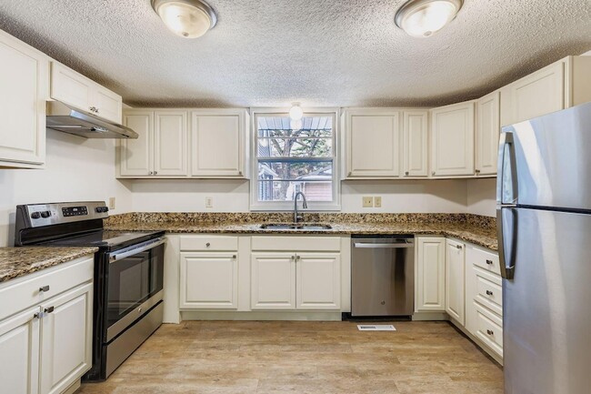 Building Photo - 3448 Grimes Ave N