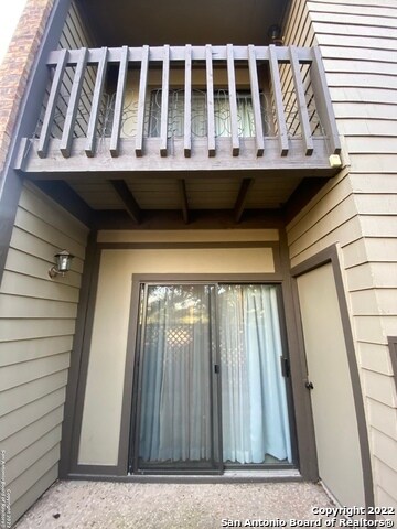 Building Photo - 11815 Vance Jackson Rd