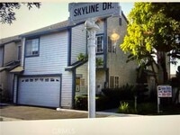 Building Photo - 7471 Skyline Dr