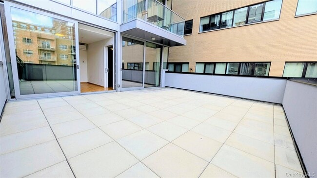 Building Photo - 23-09 Broadway