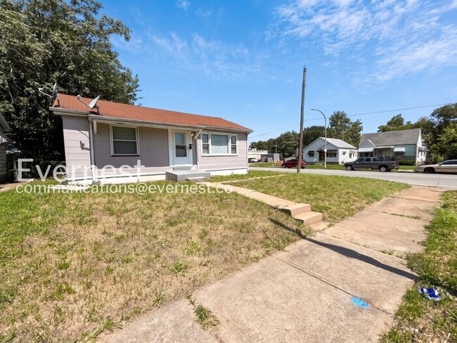 Building Photo - 4877 Norwich Pl
