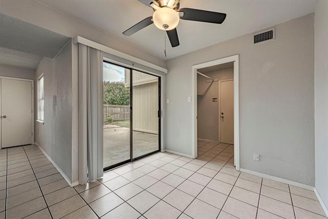 Building Photo - 1803 Ridgebrook Dr