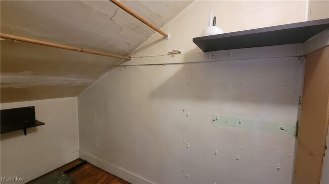 Building Photo - 3334 W 129th St