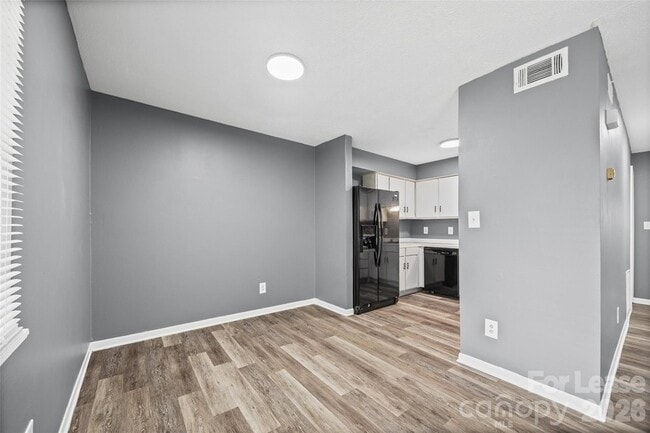 Building Photo - 9119 Spyglass Pl