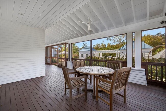 Building Photo - 46 Carnegie Heights Dr