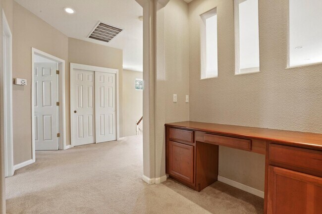 Building Photo - 4107 Spyglass Dr