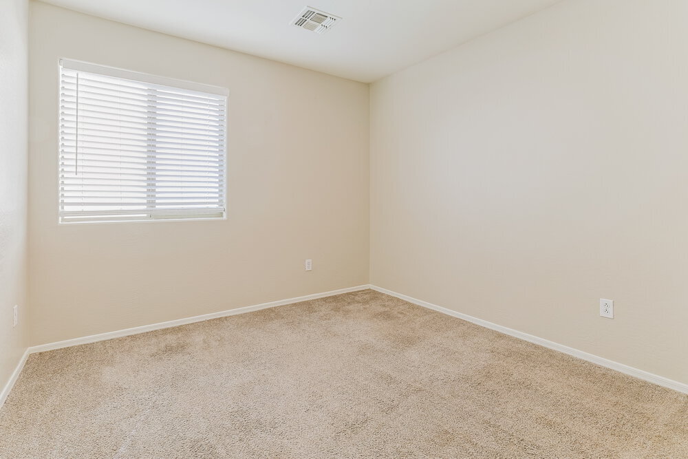 Building Photo - 1851 W Desert Canyon Dr