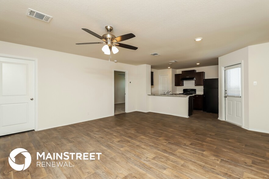 Building Photo - 6614 Legato Curv