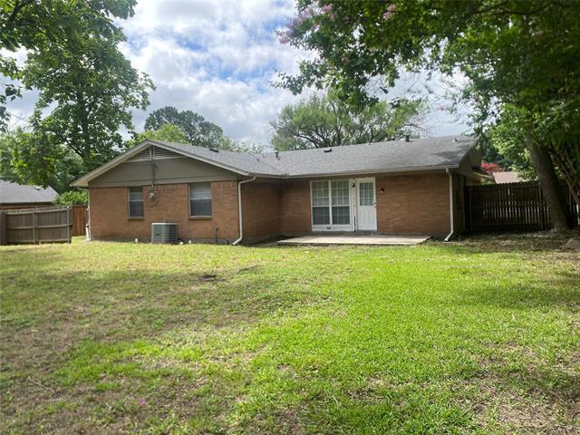 Building Photo - 229 Highridge Dr