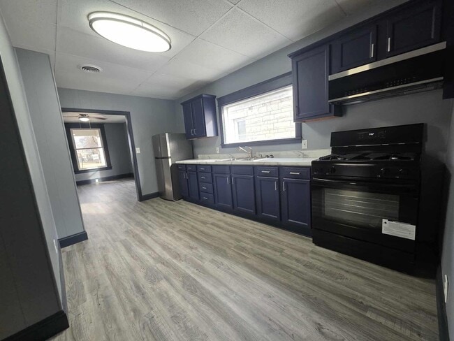 Building Photo - Newly Remodeled Home for Rent!