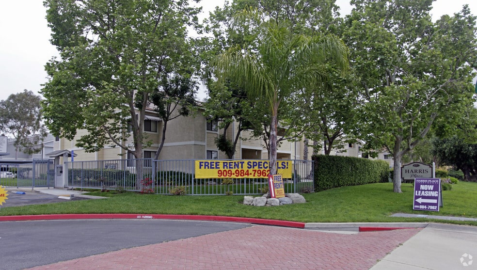 Harris Place Apartments 451 E Riverside Dr Ontario CA 91761