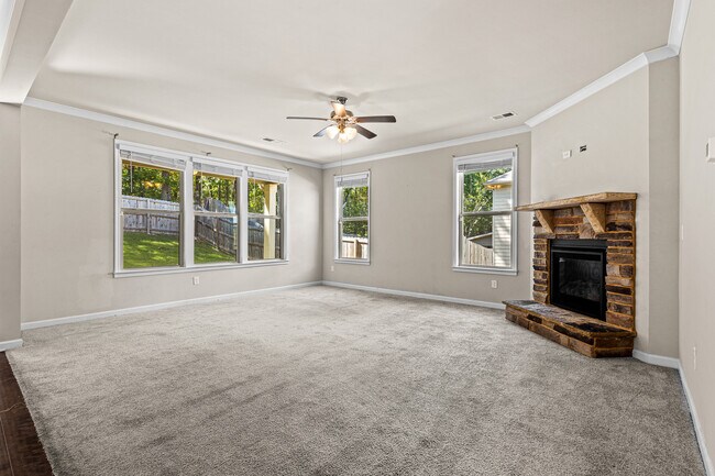 Building Photo - 2635 Ridge Manor Dr