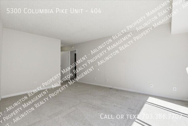 Building Photo - 5300 Columbia Pike