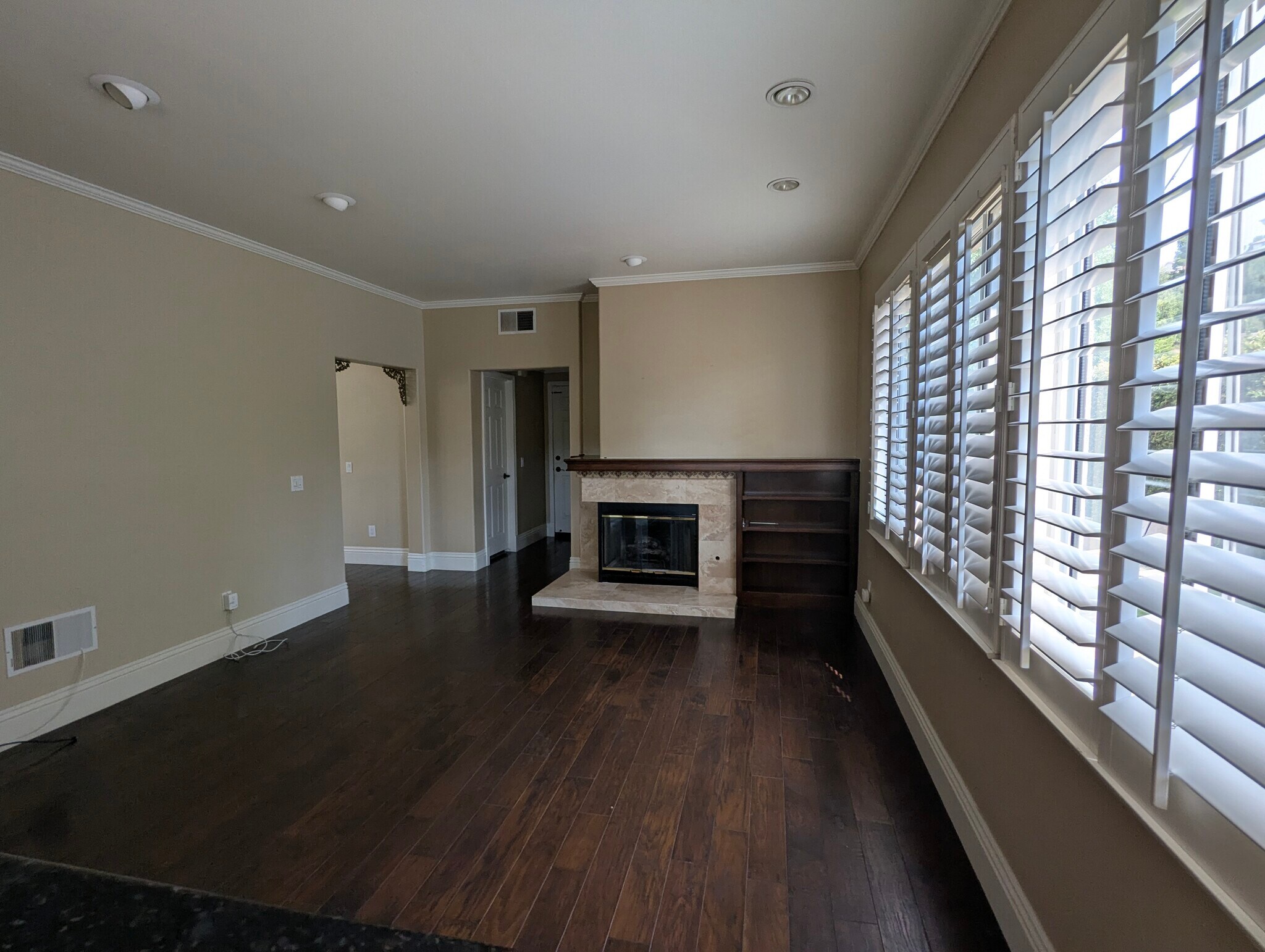 Building Photo - 2300 Rutland Pl