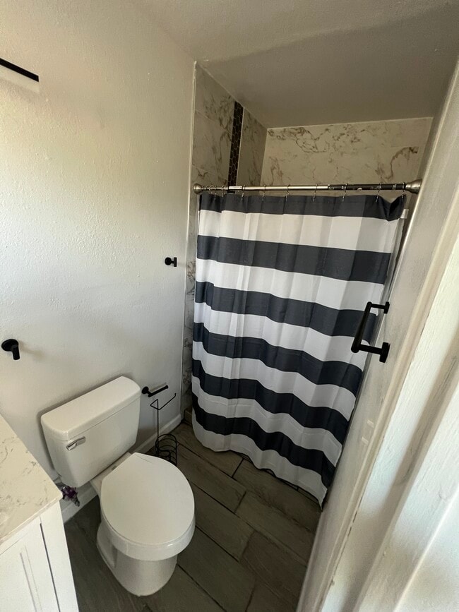 Building Photo - 9412 Beals St