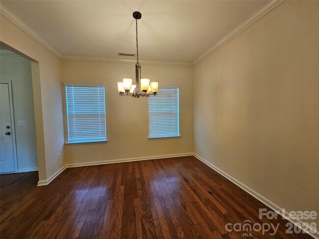 Building Photo - 2824 Hopeton Ct