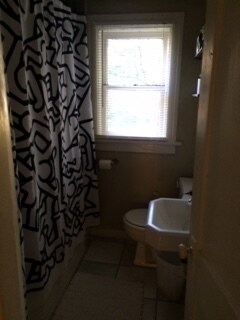 Building Photo - 1914 Felix Ave