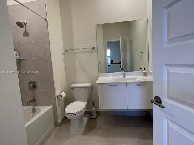 Building Photo - 7915 NW 104th Ave