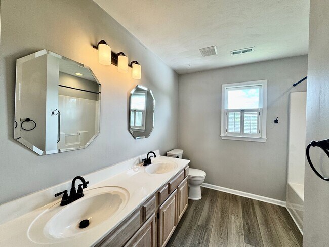 Building Photo - 2309 Cornstalk Ct