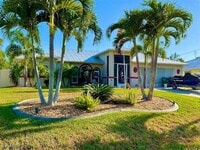 Building Photo - 2537 SW 29th Terrace