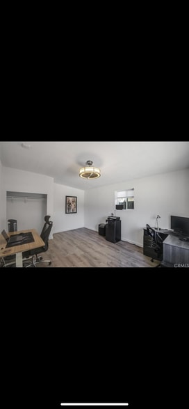 Building Photo - 4625 W 145th St