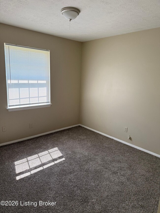 Building Photo - 159 Hedgewood Ct