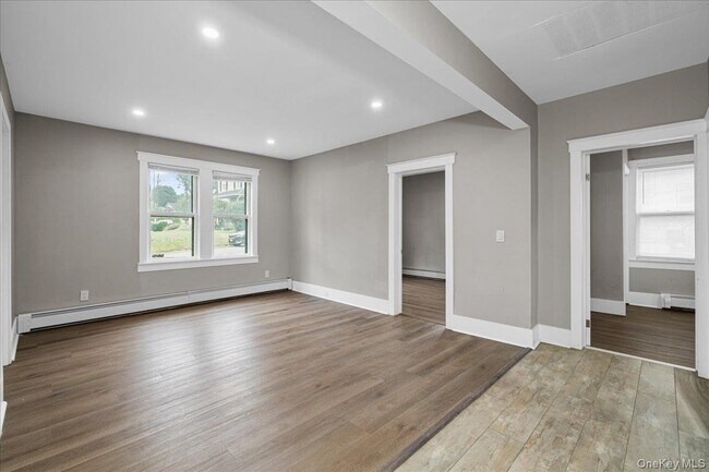 Building Photo - 453 NY-17M