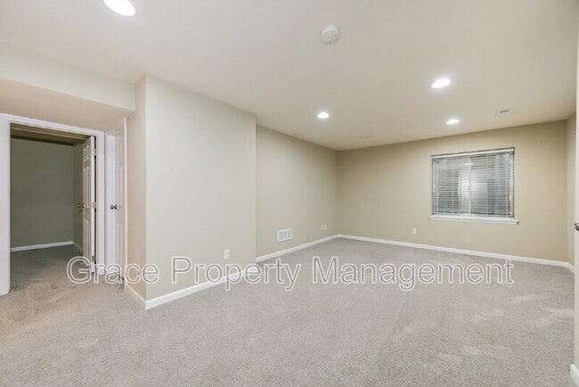 Building Photo - 7822 E Archer Pl