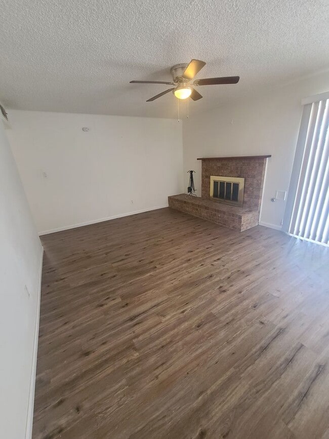 Building Photo - GREAT 3BR HOME IN NICE NE HEIGHTS AREA!