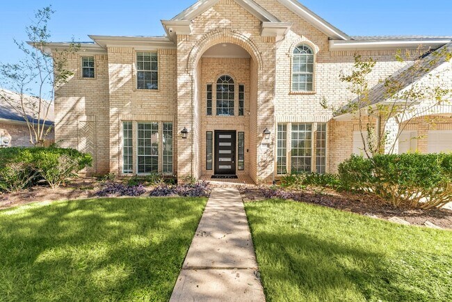 Building Photo - 14910 Lake Woodbridge Ct