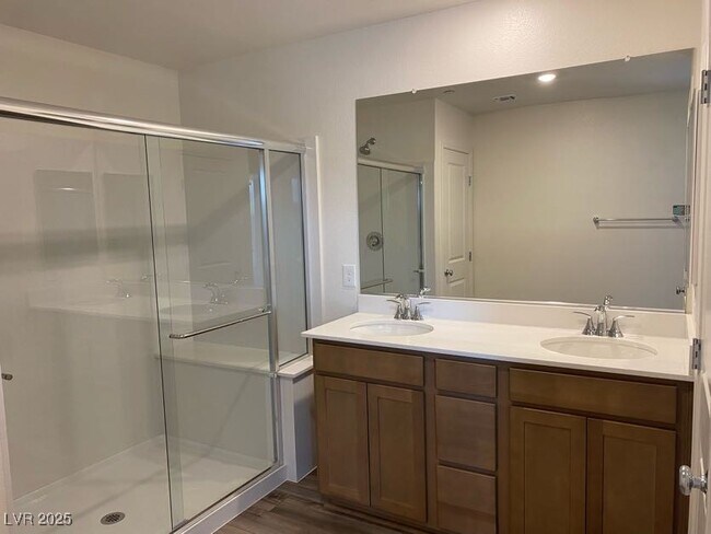 Building Photo - 2757 Abrantes Pl
