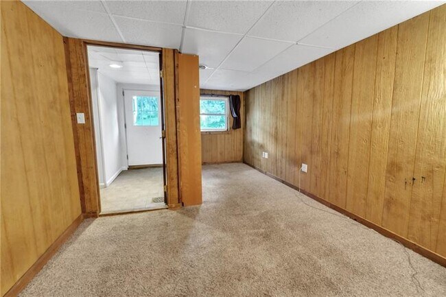 Building Photo - 116 Purvis Ln