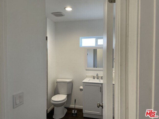 Building Photo - 2877 Gram Dr