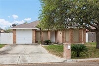 Building Photo - 11 Yucca Ave
